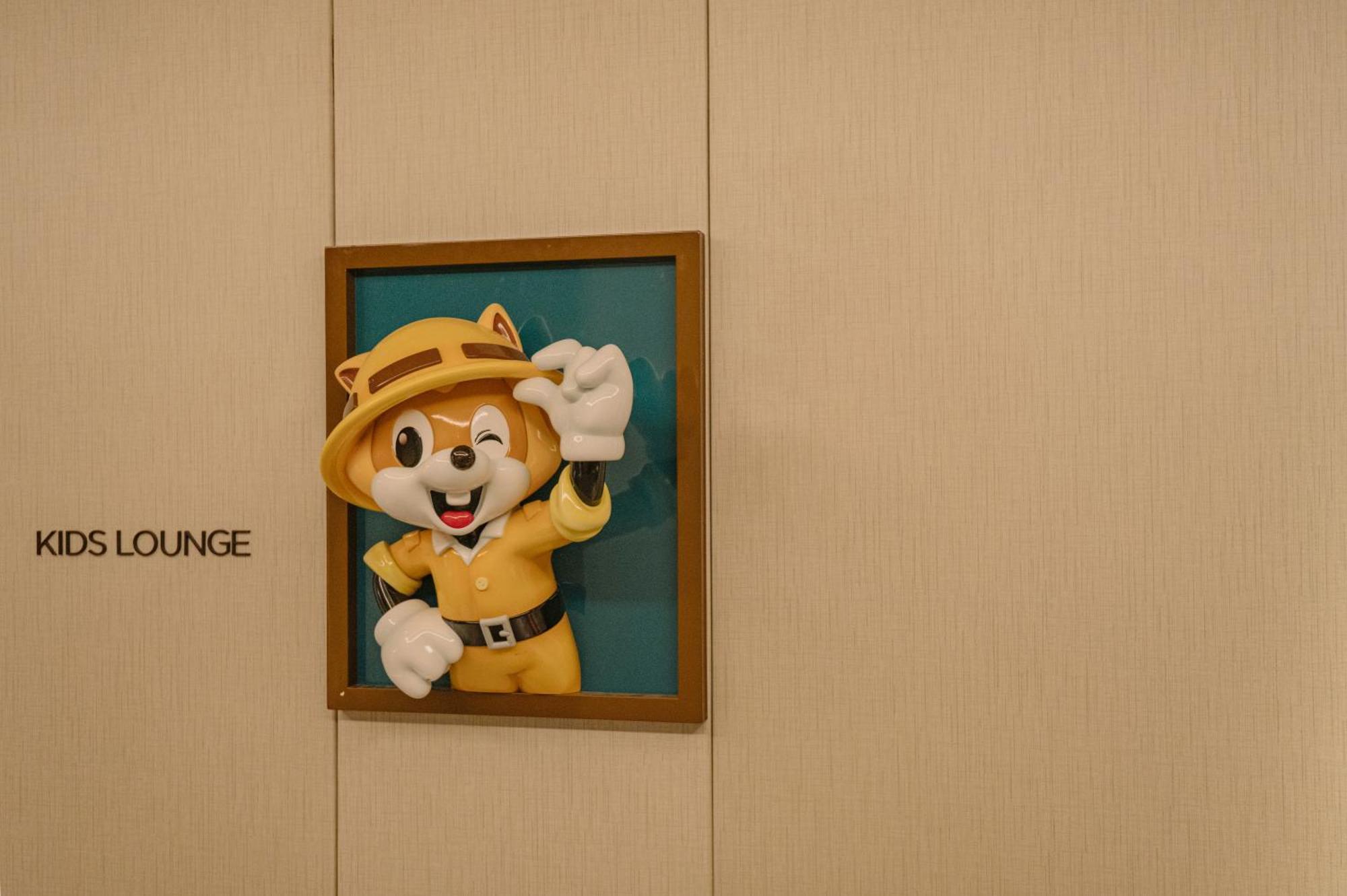 Lotte Hotel World Seoul Exterior photo The mascot of the airport, "Kōkō-kun"