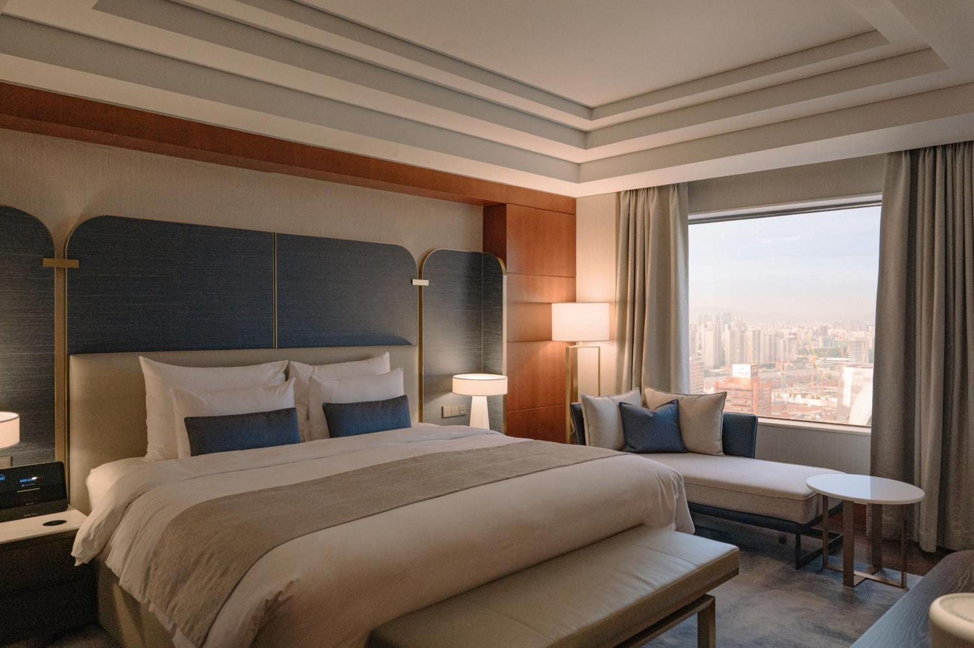 Lotte Hotel World Seoul Exterior photo Deluxe Suite