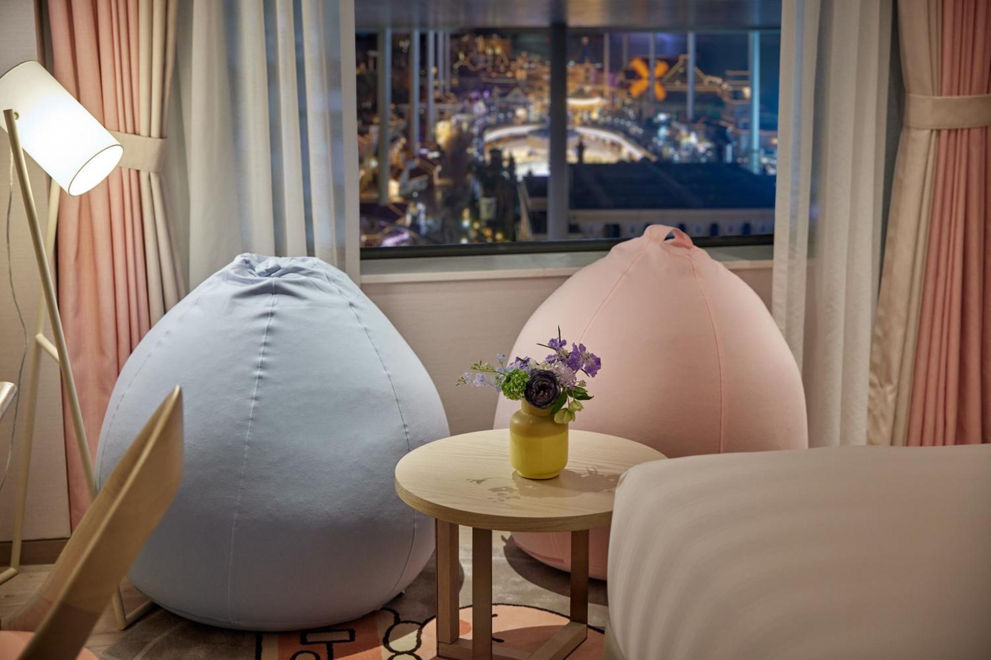 Lotte Hotel World Seoul Exterior photo Bean bag chairs